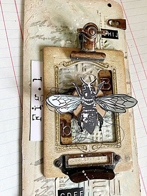 Specimen Cards, Journal Cover Ideas, Junque Journal, Bee Journal, Lap Books, Tim Holtz Tags, Tim Holtz Crafts, Journal Embellishments, Art Trading Cards