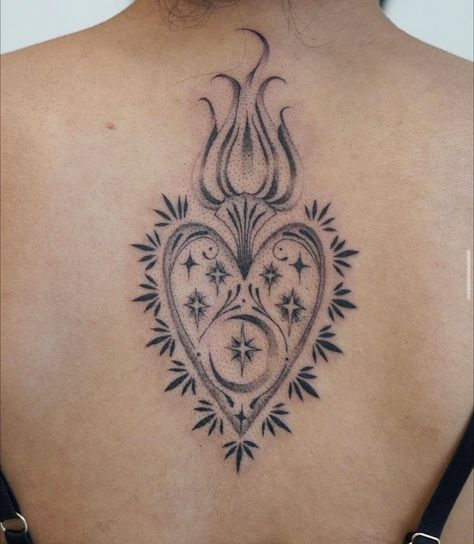 Biblical Star Tattoo, Heart Ornamental Tattoo, Sacred Heart Back Tattoo, Sacred Heart Sternum Tattoo, Heart Tattoo Placement, Sacred Heart Drawing, Sacred Heart Tattoo, Love Heart Tattoo, Sacred Heart Tattoos