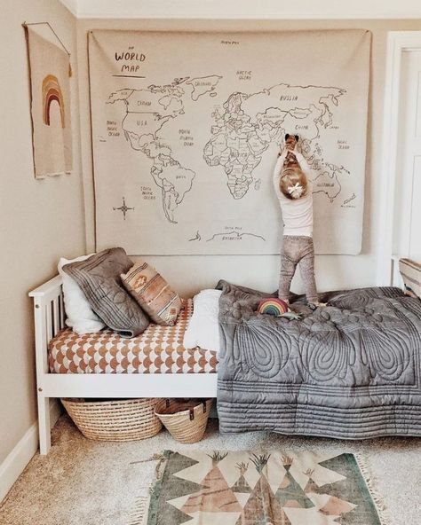 Children's bedrooms: From Toddler to Big-Kid Bed - Hither & Thither Interior Design Country, Ideas Hogar, Boy Bedroom, Big Boy Room, Bedroom Layouts, Boys Bedrooms, Boy's Bedroom, Baby Room Decor, Kids' Room