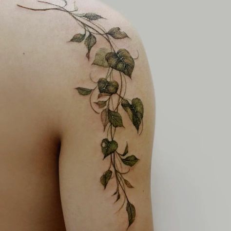 52 Lovely and Exceptional Vine Tattoos Ideas and Designs On Arm Rose Vine Tattoos, Flower Vine Tattoos, Around Arm Tattoo, Art Amour, Vine Tattoo, Wrap Tattoo, Bauch Tattoos, Bone Tattoos, Cool Chest Tattoos