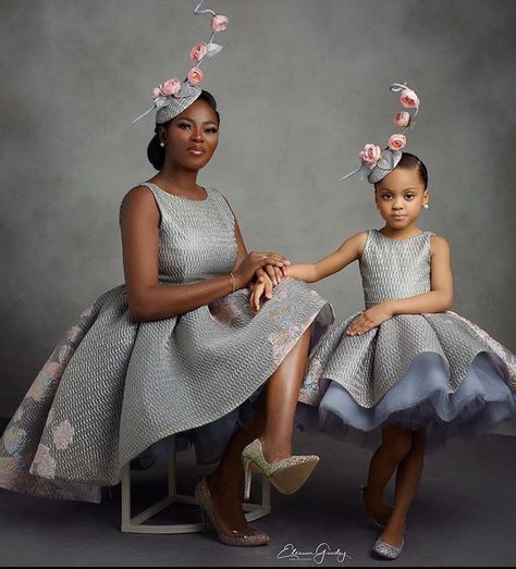 tired. on Twitter: "The most beautiful family shoot I have ever seen. Love everything.… " Mother And Daughter African Dresses, Mother And Daughter Dress Ideas, Queens Photoshoot, Mommy And Daughter Photo Shoot, Photoshoot Mother And Daughter, Mother Daughter Clothes, Mommy Daughter Photography, Mommy Daughter Photoshoot, Mommy Daughter Photos