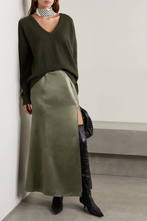 What to Wear With Thigh High Boots - 16 Outfits Ideas Green Satin Skirt Outfit, Green Satin Skirt, Green Silk Skirt, Silk Skirt Outfit, Silk Slip Skirt, Outfit Beige, Satin Skirt Outfit, Satin Maxi Skirt, Maxi Skirt Outfits