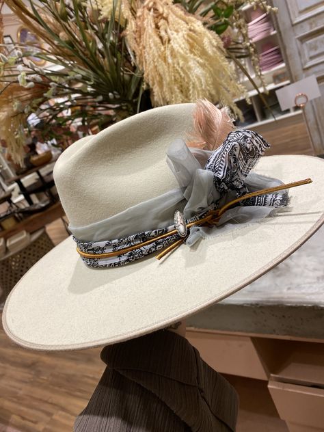 Custom Rancher Hat, Custom Cowgirl Hats Diy, Diy Hat Band Western, Custom Fedora Hat Ideas, Custom Felt Hats, Hat Bar Party, Custom Felt Hats For Women, How To Start A Hat Bar, Custom Hats For Women