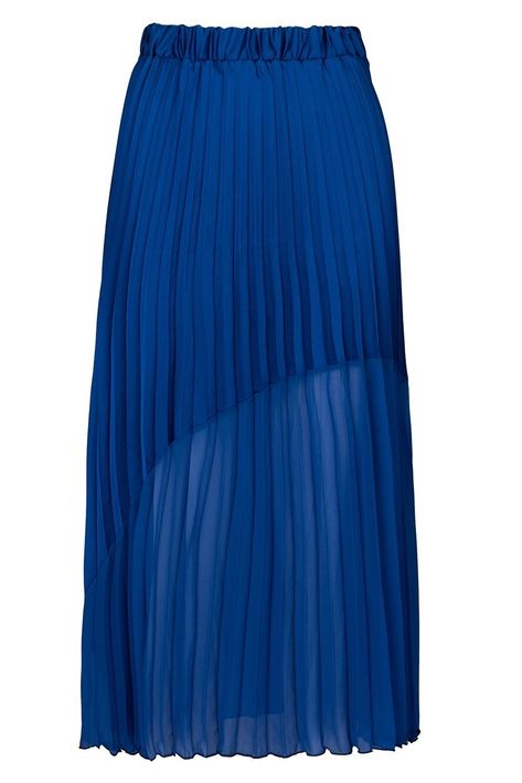 Hope Fashion The Contrast Hem Pleated Skirt in CobaltA move on from the Satin Pleated Skirt last season, this time in bold, confident colours and with a contrast asymmetric hem. The upper is made from polyester sateen which has a silk like softness and the lower is made from polyester georgette which gives a semi sheer finish to the hemline. Purchase Worn by the Duchess of Cambridge on:24 May 2021 Kate Middleton Skirt, Princess Kate Style, Satin Pleated Skirt, Hope Fashion, Blue Pleated Skirt, Duchess Kate, The Duchess, 80s Fashion, Duke And Duchess