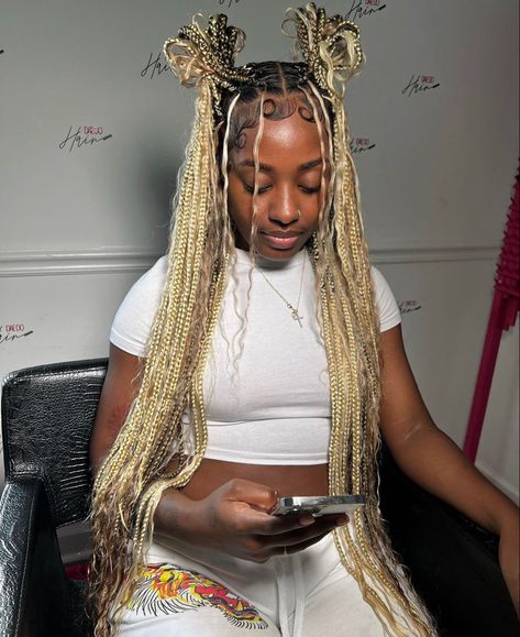 Braids Hairstyles Baddie, Blonde Braids Hairstyles, Hairstyles Baddie, Weave Hairstyles Braided, Frontal Wig Hairstyles, Goddess Braids Hairstyles, Edges Hair, African Hair Braiding Styles, Blonde Braids