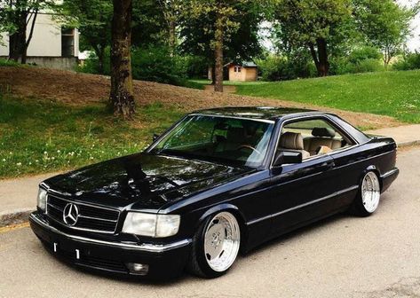 Mercedes sec c126 Mercedes Sec, Mercedes Gle Coupe, Allroad Audi, Mercedes Auto, Black Mercedes, Mercedes W126, Mercedes 500, Mercedes Benz 500, Mercedes Benz Coupe