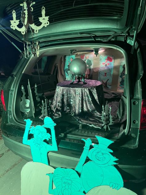 Trunk Or Treat Ideas For Cars Haunted Mansion, Haunted Mansion Porch Decor, Disney Villain Trunk Or Treat Ideas, Disney Haunted Mansion Trunk Or Treat, Haunted Mansion Props, Trunk Or Treat Haunted Mansion, Haunted Mansion Door Decoration, Trunk Or Treat Ideas Disney, Diy Haunted Mansion Decor