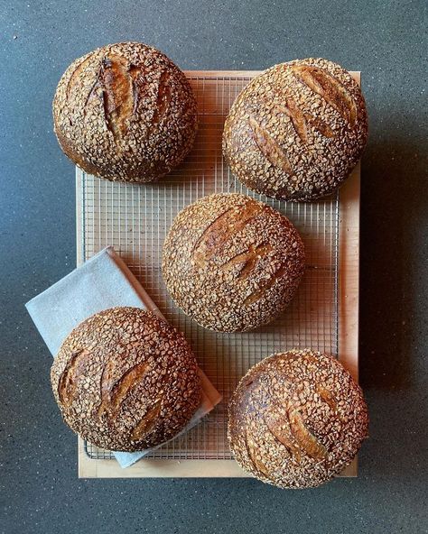 A high hydration breakfast loaf: a blend of organic bread flour, organic whole wheat and organic whole rye, with Vancouver Island Salt and Whistler water. Then, an organic oat porridge is incorporated into the dough, making this sourdough very moist inside. Oat Porridge, Breakfast Loaf, Organic Bread, Whole Grain Flour, Real Bread, Biscuit Bread, Pastry Pie, Bread Bun, Types Of Bread