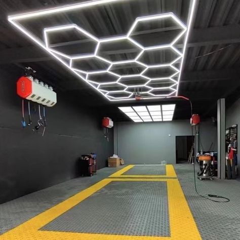 Car Wash Garage Design, Car Detailing Shop Design, Car Wash Design Ideas, Auto Detailing Garage Ideas, Car Detailing Garage Ideas, Carwash Ideas Design, Car Workshop Design, Car Detailing Shop, Car Detailing Studio