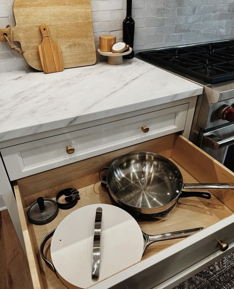 Tips when organizing your kitchen: 🤍 store pans in a drawer close to the stovetop for an easy grab 🤍 use nesting bowls to simplify storage 🤍 put utensils in inserts to keep them from shifting in drawers Kitchen Drawers Organization, Drawers Organization, Organize Drawers, Nesting Bowls, Kitchen Drawers, Kitchen Pantry, Stove Top, Pantry, Drawers