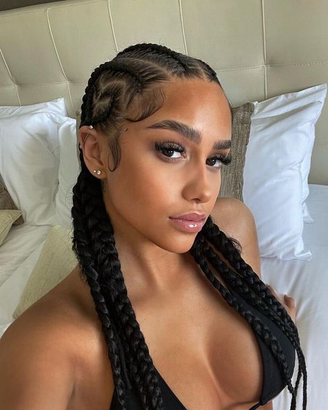 Hair Styler, Black Doll, Box Braids, Makeup Inspo, Pretty Face, Hair Looks, Pretty Woman, New Hair, Braided Hairstyles