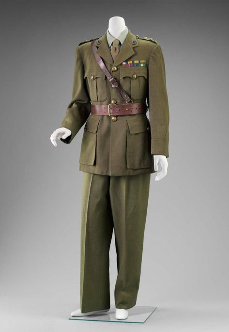 Soldier Uniform, Arsitektur Kolonial, Military Suit, British Army Uniform, Wwii Uniforms, Ww2 Uniforms, Army Clothes, British Uniforms, Men's Uniforms