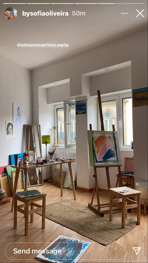 Art Corner Bedroom, Kino Box, Artist Room, Artist Corner, Art Studio Space, Art Studio Room, Art Studio Design, Art Studio At Home, Studio Room