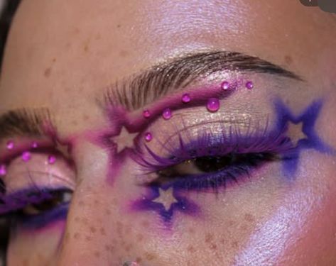 Chase Atlantic Makeup, Abstract Makeup, Chase Atlantic, Purple Abstract, Aesthetic Makeup, Makeup Inspo, Best Makeup Products, Makeup Looks, Purple