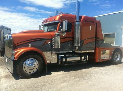 87 Chevy Truck, Custom Rv, Freightliner Trucks, Dump Trucks For Sale, Amazon Book, Shop Truck, Book Promotion, Antique Tractors, Engines For Sale