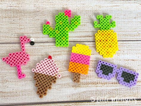 Melt Beads Patterns, Hamma Beads Ideas, Easy Perler Bead Patterns, Melty Bead Patterns, Pearl Beads Pattern, Easy Perler Beads Ideas, Fuse Bead Patterns, Hama Beads Design, Motifs Perler