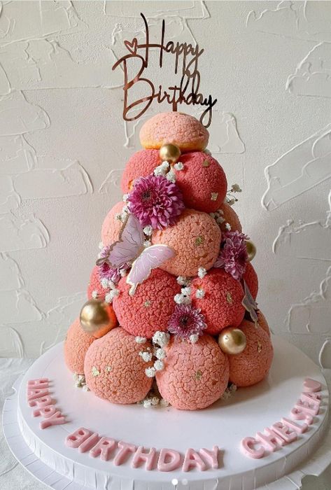 Choux Pastry Tower, Christmas Tree Croquembouche, Choux Tower Birthday, Croquembouche Tower, Choux Tower, Cream Puff Tower, Dessert Tower, Cream Puff Cakes, Donut Birthday Cake