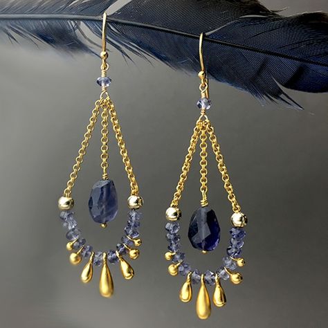 Clean Gold Jewelry, Black Gold Jewelry, Jewelry Clothing, Earrings Inspiration, Beaded Dangle Earrings, Earrings Blue, Jewelry Women, Bijoux Diy, Blue Gemstones