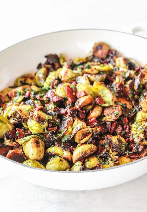 These flavorful brussels sprouts sauté quickly with bacon, garlic, and balsamic vinegar. They are seriously addictively delicious! Brussel Sprouts Salad, Brussel Sprouts Recipes Easy, Roasted Red Cabbage, Bacon Brussels Sprouts, Brussel Sprout Salad Recipes, Brussel Sprout Recipes Roasted, Pork Bacon, Sprouts Salad, Brussel Sprout Salad