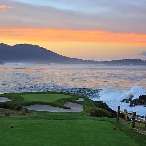 Monterey Bay California, Pebble Beach California, Dreamscape Architecture, Life Goals Future, Golf Inspiration, Vision Board Images, Vision Board Photos, Golf Art, Vision Board Pictures