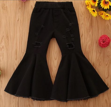 Can Anybody Make These In Size 6m???? Flare Denim Jeans, Flare Leg Jeans, Bell Bottom Pants, Jeans Kids, Denim Flares, Girls Boots, Affordable Clothes, Casual Girl, Girls Jeans