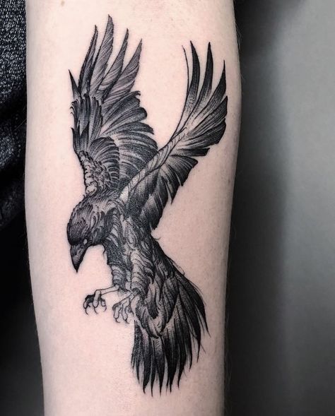 Crow Tattoo On Shoulder, Bird Tattoo Raven, Crow Tattoo Thigh, Realism Raven Tattoo, Crow Tattoo Shoulder, Raven Bird Tattoo, Gothic Raven Tattoo, Fine Line Raven Tattoo, Two Ravens Tattoo