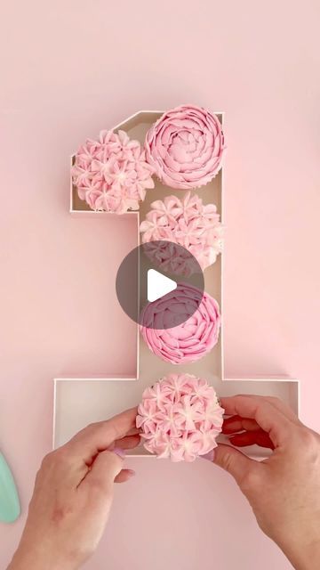 Brooke Fulton on Instagram: "⭐️ LIMITED RELEASE ⭐️  Trending Number Cupcake Boxes from @cakersparadise 🧁🩷  Elevate your presentation game -   🌸 Reusable acrylic  🌸 Available in 3 colours  🌸 Fill with your favourite treats - cupcakes, lollies, cookies and choccies OR for the savoury tooth up your grazing platter game   🌸 All pieces pre-cut to size, simply glue the sides to the base  🌸 0 - 9 available ⬇️  MONDAY 10TH JUNE…add this date to your calendar guys 🤗 You don’t want to miss these beauties!  🩷 Make sure you tag us in your reusable number box creations - we can’t wait to see the magic you create with them! 🤩  @worldofcake.co Over The Top White Icing @colour.mill Candy, Baby Pink @loyalbakeware 2D & 123 All from @cakersparadise  Use code BROOKE10 at checkout for your discount 10 Birthday Cupcakes, Cupcake Letter Boxes, 3 Cupcake Cake Number, Number 1 Cupcake Cake, Sweet 16 Number Cake, Number 10 Cake, Cupcake Numbers, Grazing Platter, Onederland Party