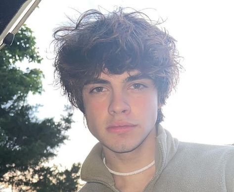 Dylan Latham Perm, Dillon Latham Hair, Dillon Latham Perm, Tiktok Hair Men, Hair Goal, Wavy Hair Men, Tiktok Star, Hair Photo, Smash Cake