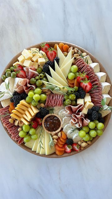 food board, charcuterie board, charcuterie board ideas, charcuterie recipes, charcuterie board theme, butter board recipe, easy charcuterie board, butter board charcuterie, butter board ideas, dessert charcuterie board, breakfast charcuterie board, small charcuterie board, chacutery board ideas, charcuterie, butter board, snacks board, charcuterie board party Impressive Charcuterie Board, Wine Snack Board, Small Breakfast Charcuterie Board Ideas, Candy Serving Ideas, Charcuterie Board Ideas Circle, Elegant Snacks Party Appetizers, Chacudory Board Ideas, Nibble Board Ideas, Sharcurity Board