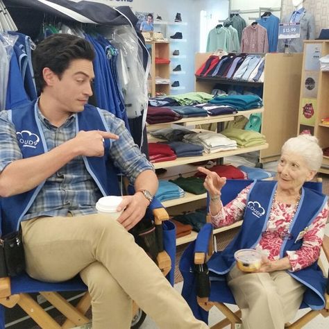 #latepost #bts of the first weeks of shooting @nbcsuperstore Season 3. 💙 It's good to be back!! 💙 #superstore | Instagram Superstore Tv Show, Superstore Tv, Ben Feldman, Brain Dump, Shows On Netflix, Cloud 9, American Dream, Movie Theater, Series Movies