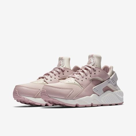 Nike Air Huarache Women, Huaraches Shoes, Huarache Run, Shoe Nike, Nike Air Huarache, Air Huarache, Nike Shoes Women, Nike Store, Nike Huarache