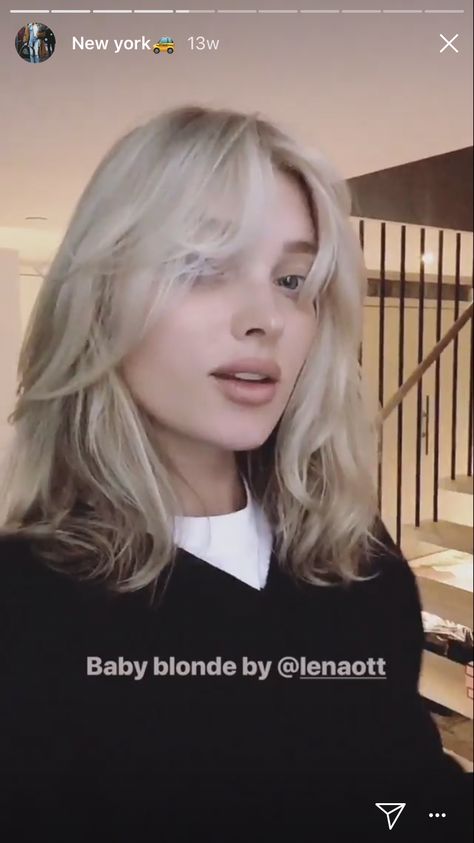 Elsa hosk hair Elsa Hosk Hair, Shoulder Length Wavy Hair, Blonde Layered Hair, Blonde Wavy Hair, Blonde Hair With Bangs, Brown Hair Inspo, Wavy Haircuts, Elsa Hosk, Platinum Blonde Hair