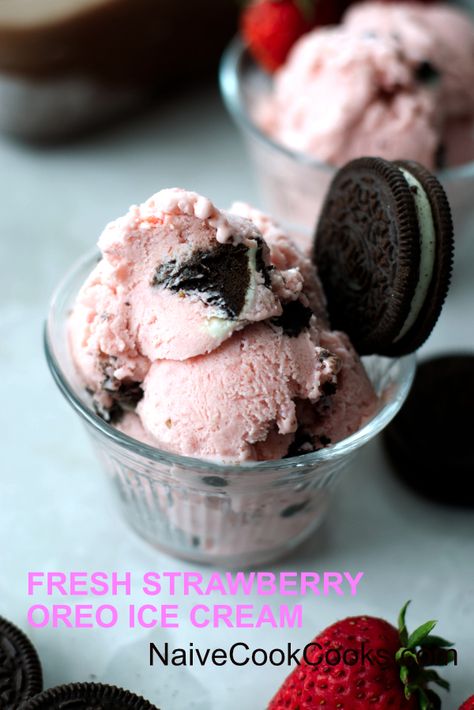 Fresh Strawberry Oreo Ice Cream is made using fresh strawberries, chocolaty Oreos and so perfect when eaten drizzled with strawberry vodka sauce. Ice Cream With Strawberries, Traditional Easter Desserts, Trifle Pudding, Strawberry Vodka, Oreo Ice Cream, Homemade Snickers, Fav Food, Vodka Sauce, Easy No Bake Desserts