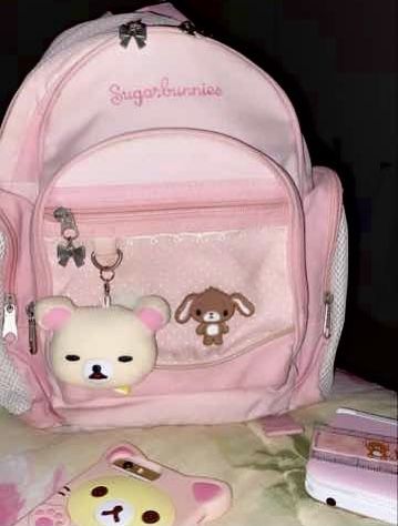 Sugarbunnies kaaaio backpack Sanrio Backpack, Rilakkuma Korilakkuma, Kawaii Backpack, Baby Pink Aesthetic, Kawaii Core, Kawaii Room, Rilakkuma, Cute Bags, Gyaru