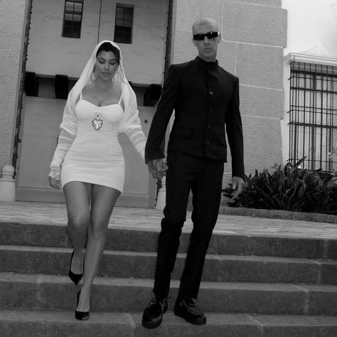 As we all know, the Kardashians have had their fair share of public weddings, but it was Kourtney Kardashian and Travis Barker's (better known as Kravis) courthouse nuptials that surprised us all. The pair legally tied the knot on May 15, 2022, at a courthouse in Santa Barbara, as reported by People. And while the entire affair threw social media i... Kardashian Wedding, Petite Bride, Short Bride, Best Wedding Dress, Kim Kardashian Dresses, Courthouse Wedding Dress, Petite Wedding Dress, Beige Blouse, Galia Lahav