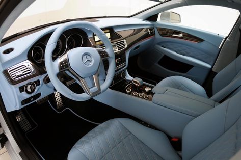 Cars With Blue Interior, Light Blue Car Interior Decor, Car Blue Interior, Light Blue Car Decor, Light Blue Car Interior, Blue Car Accessories Aesthetic, Blue Car Interior Ideas, Bryn Core, Blue Interior Car