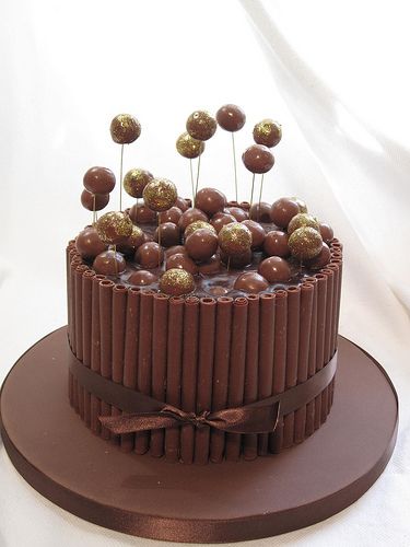 Chocolate malteser cake | FUNNY HONEY FOODS | Flickr Chocolate Malteser Cake, Kawaii Cakes, Malteser Cake, Kitkat Cake, Chocolate Cake Designs, Chocolate Cake Decoration, Candy Cakes, Birthday Cake Chocolate, Birthday Funny