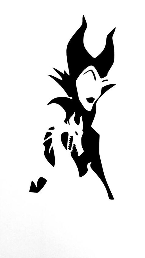 Maleficent Tattoo, Shirt Ideas Vinyl, Decal Disney, Maleficent Dragon, Dragon Sticker, Halloween Wood Signs, Dragon Silhouette, Disney Maleficent, Projets Cricut