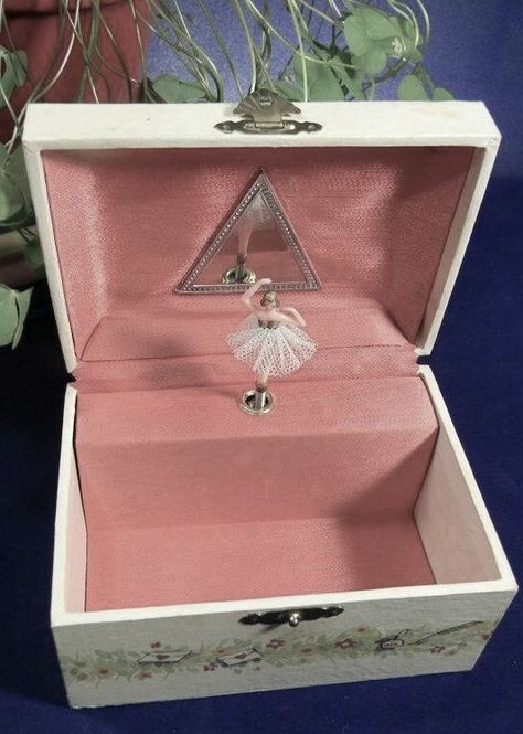 Ballet Music Box Aesthetic, Ballerina Music Box Aesthetic, Ballerina Music Box Vintage, Jessica Core, Ballerina Jewelry Box Music, Ballerina Box, Music Jewelry Box, Ballet Music, Music Box Ballerina