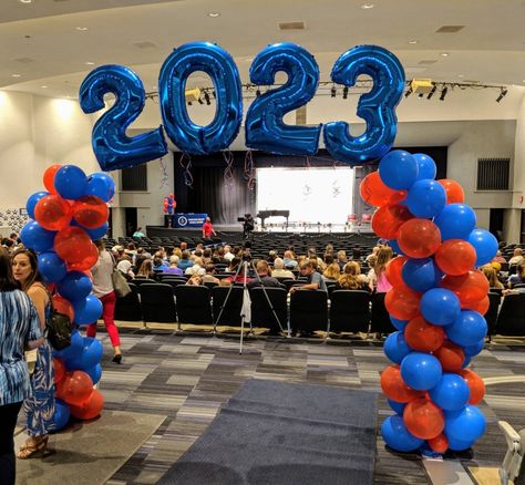 High School Baseball Banquet Decor, Decorating A Stage For A Banquet, Ku Graduation Party, Blue And Red Graduation Party Ideas, Red And Blue Graduation Party, Blue Graduation Centerpieces, Baseball Centerpieces, Basketball Banquet, Baseball Banquet