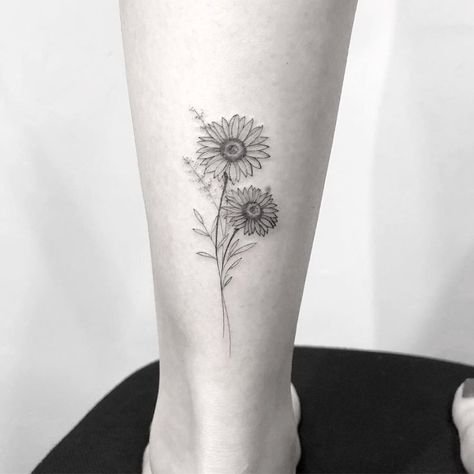 Three Sunflowers Tattoo, Double Sunflower Tattoo, Hope Tattoos, Summer Tattoos, Sunflower Tattoo Simple, 2024 Tattoo, Pretty Flower Tattoos, Basic Tattoos, Finger Tattoo For Women