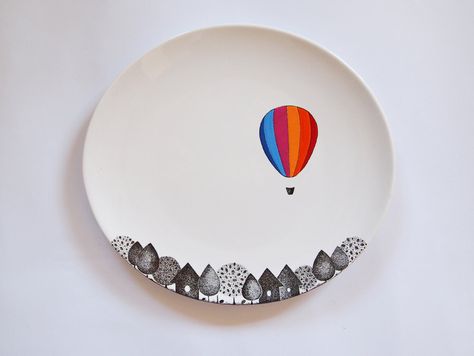 Hand-painted Crockery | BHB Kidstyle Sunset Pottery, Pottery Painting Ideas, Diy Keramik, Ceramic Cafe, Sharpie Crafts, Paint Your Own Pottery, Pottery Painting Designs, Sharpie Art, Painted Plates