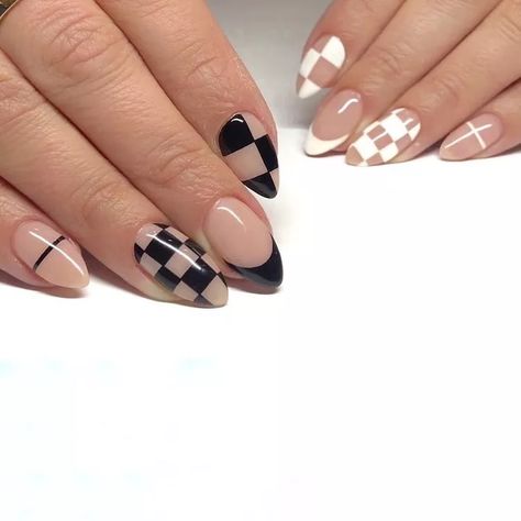 White Nail Art Designs, Black And White Nail, Black And White Nail Designs, Black And White Nail Art, Checkered Nails, Casual Nails, White Nail Art, Glamorous Nails, White Nail Designs