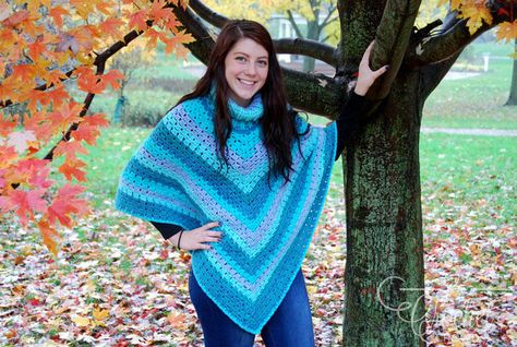 Crochet Modern Granny Winter Poncho by Jeanne Steinhilber Crochet Poncho Kids, Crochet Modern, Poncho Patterns, The Crochet Crowd, Winter Poncho, Crochet Poncho Free Pattern, Crochet Crowd, Crochet Ladies Tops, Crochet Turtle