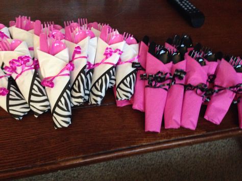 Pink Zebra Baby Shower Y2k Birthday Party Ideas, Zebra Print Birthday Party Ideas, 2000s Birthday Party Theme, Zebra Print Party, Pink Zebra Party, Zebra Birthday, Zebra Party, Zebra Baby, Bday Party Theme