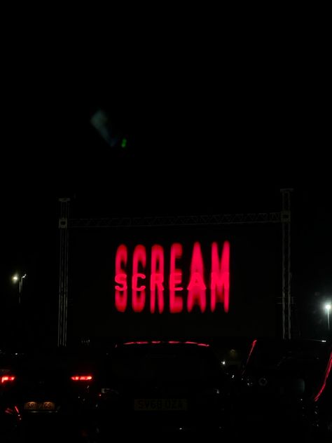 Scream , halloween movie at a drive in movie place Drive In Horror Movie, Movie Drive In Aesthetic, Drive Movie Aesthetic, Drive Through Movie, Drive In Movie Aesthetic, Drive In Movie Date, Movie Place, Drive In Cinema, Horror Movie Night