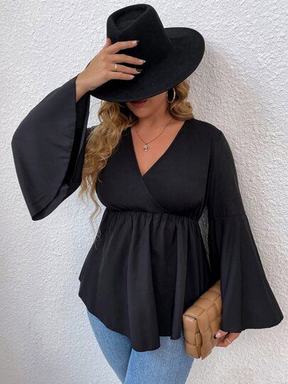 Peplum Curve Tops | Fashion Peplum Curve Tops | SHEIN USA Black Peplum Top Outfit, Smart Casual Women Outfits, Plus Size Peplum, Smart Casual Women, Black Peplum Top, Black Crop Top Tank, Trumpet Sleeve, Black Peplum, Hem Blouse