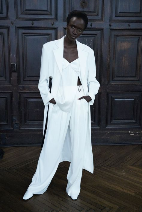 Moon Choi RTW Spring 2019 [PHOTOS] – WWD Moon Choi, Fashion News, Editorial, Jumpsuit, Moon