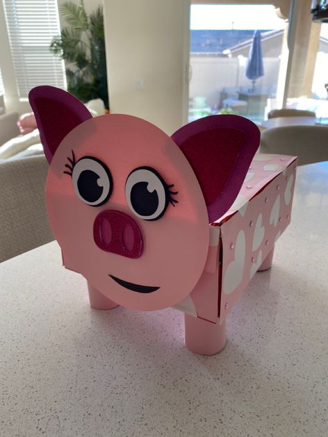 Pig Valentines Boxes, Pig Valentine Box Ideas, Farm Valentines Box Ideas, Easy Valentines Day Boxes, Pig Valentines, Preschool Graduation Theme, Girls Valentines Boxes, Valentines Day Box, Diy Valentines Box