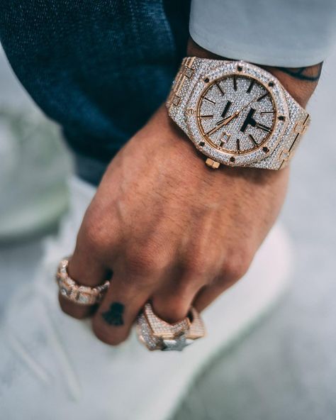 Iced Out Watches, Ap Watch, Luxury Women Watches, Unusual Engagement Rings, Rolex Diamond, Audemars Piguet Watches, Silver Pocket Watch, Swiss Army Watches, Diamond Watches